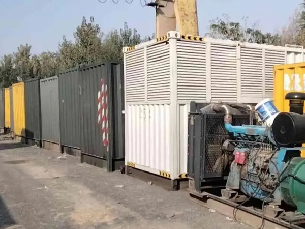 高平200KW柴油发电机机组每小时油耗是多少？