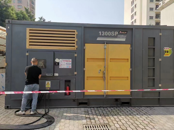 高平500KW发电机组冬季应该配多大的启动电瓶?